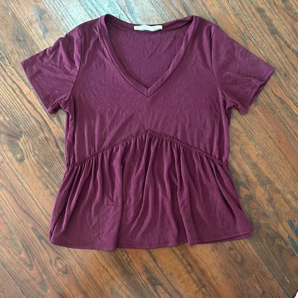 Magnolia South boutique tee, size small